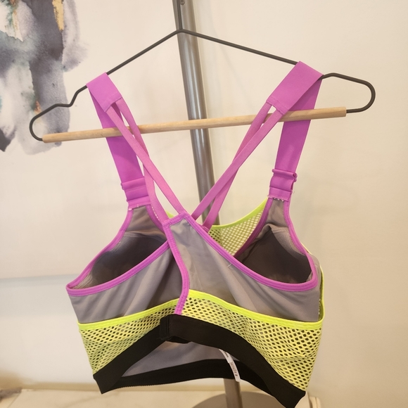 VX Victoria Secret CUTEST EVER STRAPPY SPORTS BRA, Size 36DDD ♥️🩵 - Picture 14 of 16